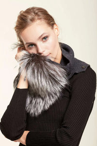 Collar in fox and wool paolomoretti