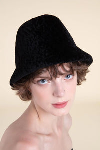 Black fur hat paolomoretti