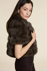 Short russian sable jacket with wide lapel collar and short sleeves. Fastening with hooks. Very soft and captivating