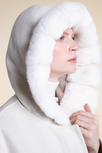 White winter coat with fur hood paolomoretti