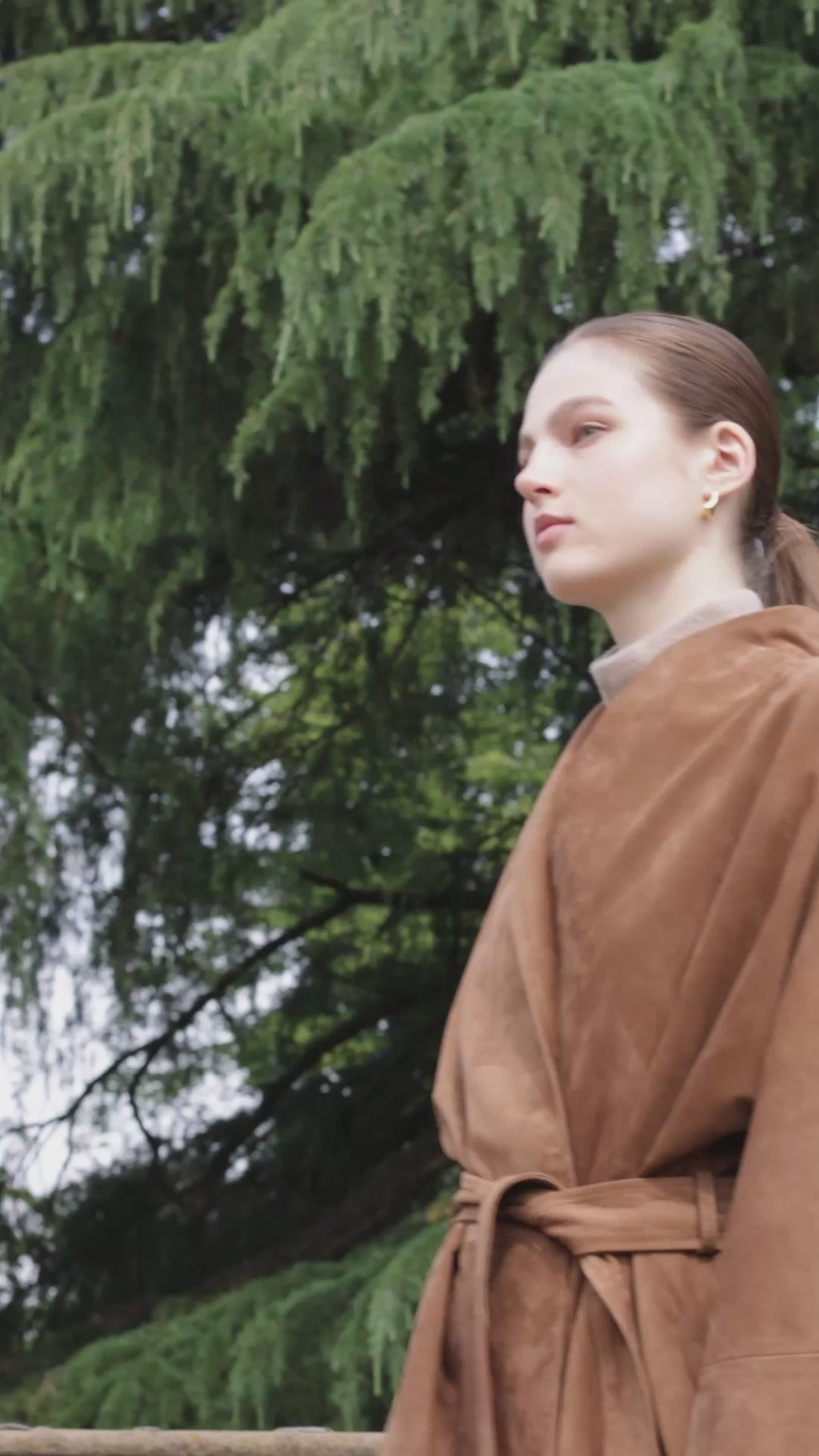 Elegant leather jacket paolomoretti