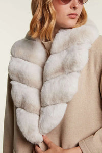 Coat with chinchilla fur collar paolomoretti